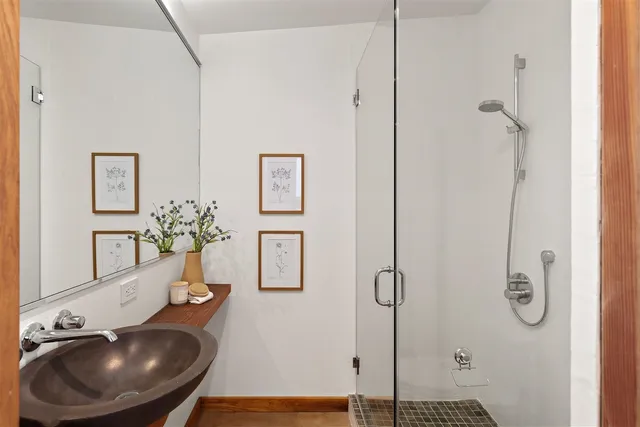 $948,000 | 1450 East 38th Street, Oakland, CA 94602