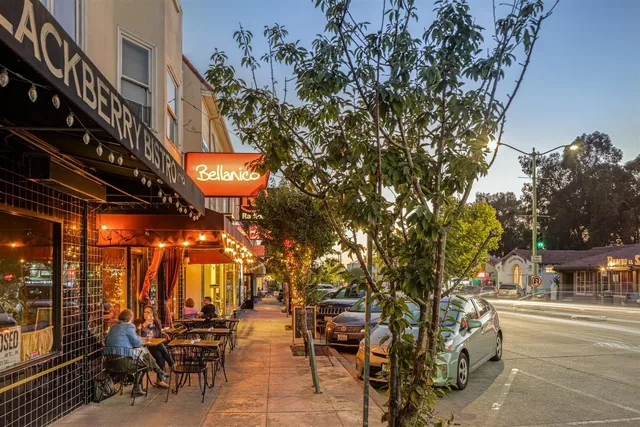 $948,000 | 1450 East 38th Street, Oakland, CA 94602