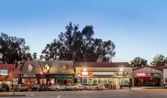 $948,000 | 1450 East 38th Street, Oakland, CA 94602