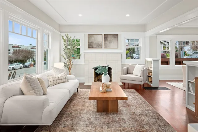 $948,000 | 1450 East 38th Street, Oakland, CA 94602