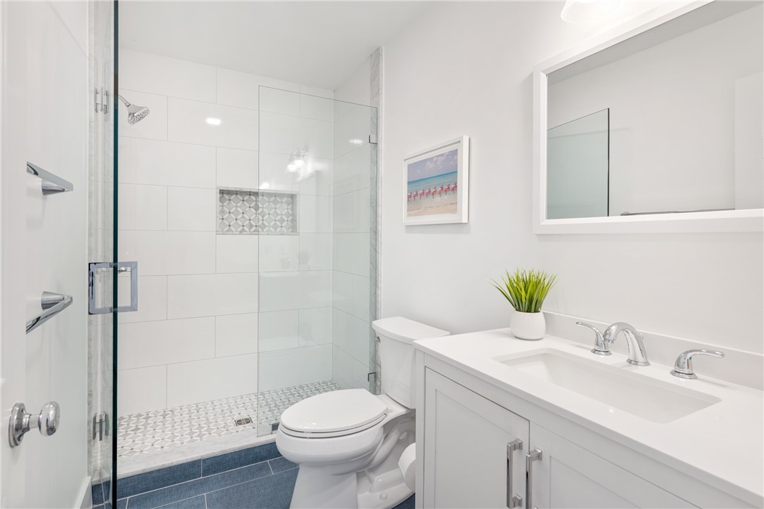 433 Wolcott Avenue Middletown, RI 02842 - Photo 27 of 44