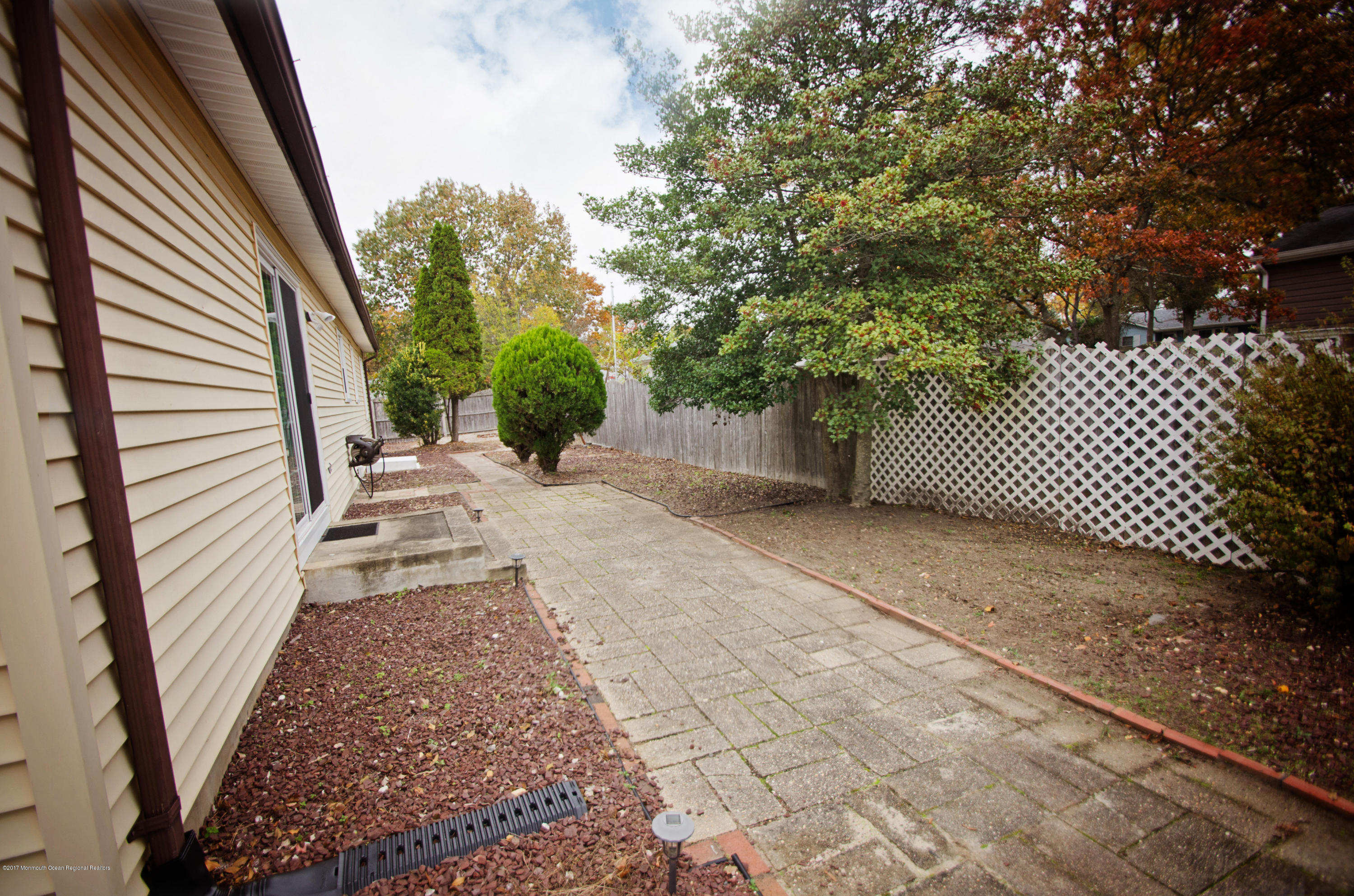 41 Bark Road Brick, NJ 08723 - Photo 24 of 33 blank slate backyard to make your own!