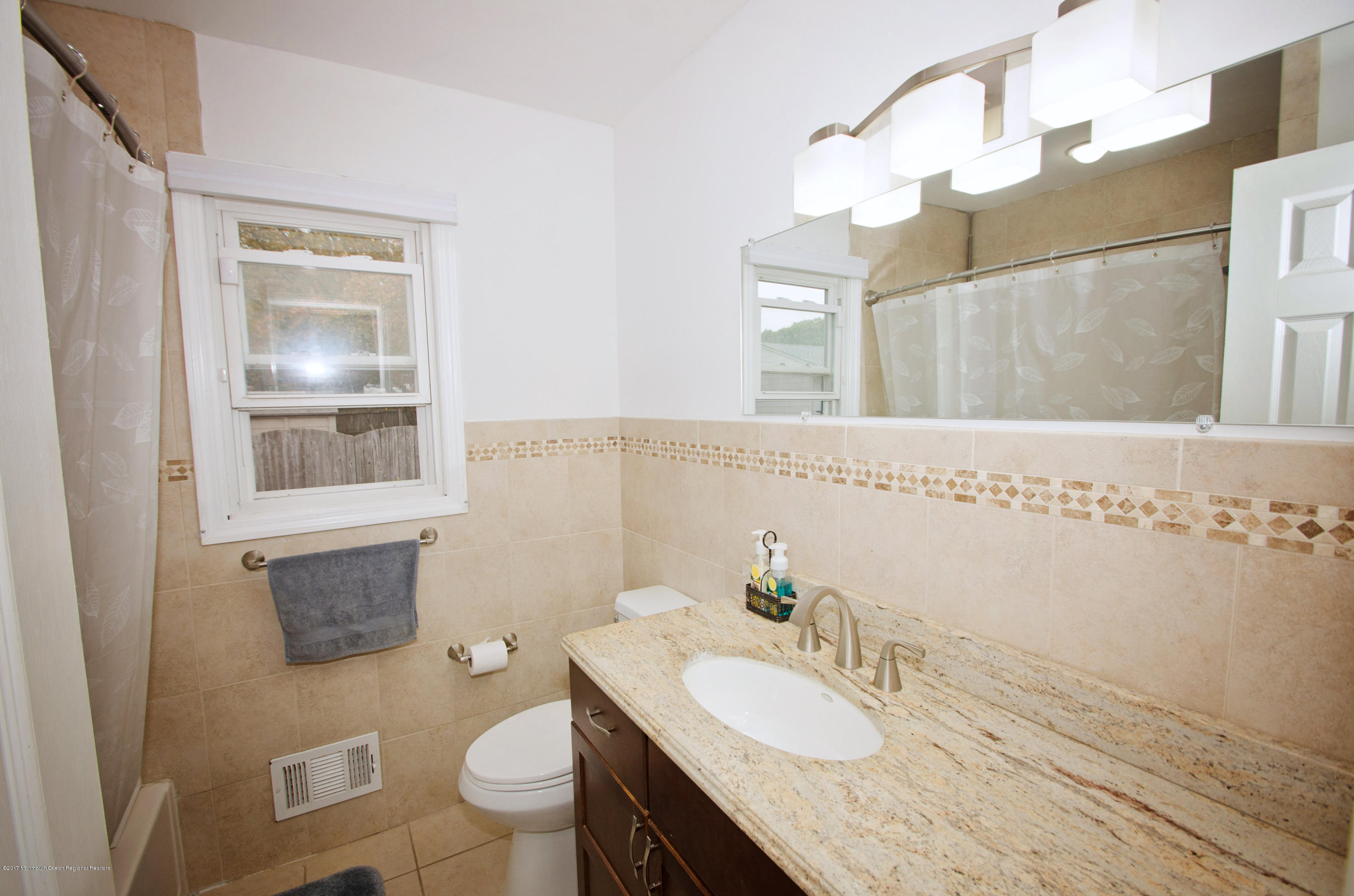 41 Bark Road Brick, NJ 08723 - Photo 8 of 33 jpg-0009