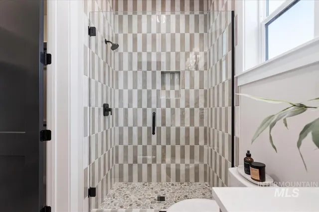 $1,998,000 | 3575 North Harvest Moon Way, Eagle, ID 83616