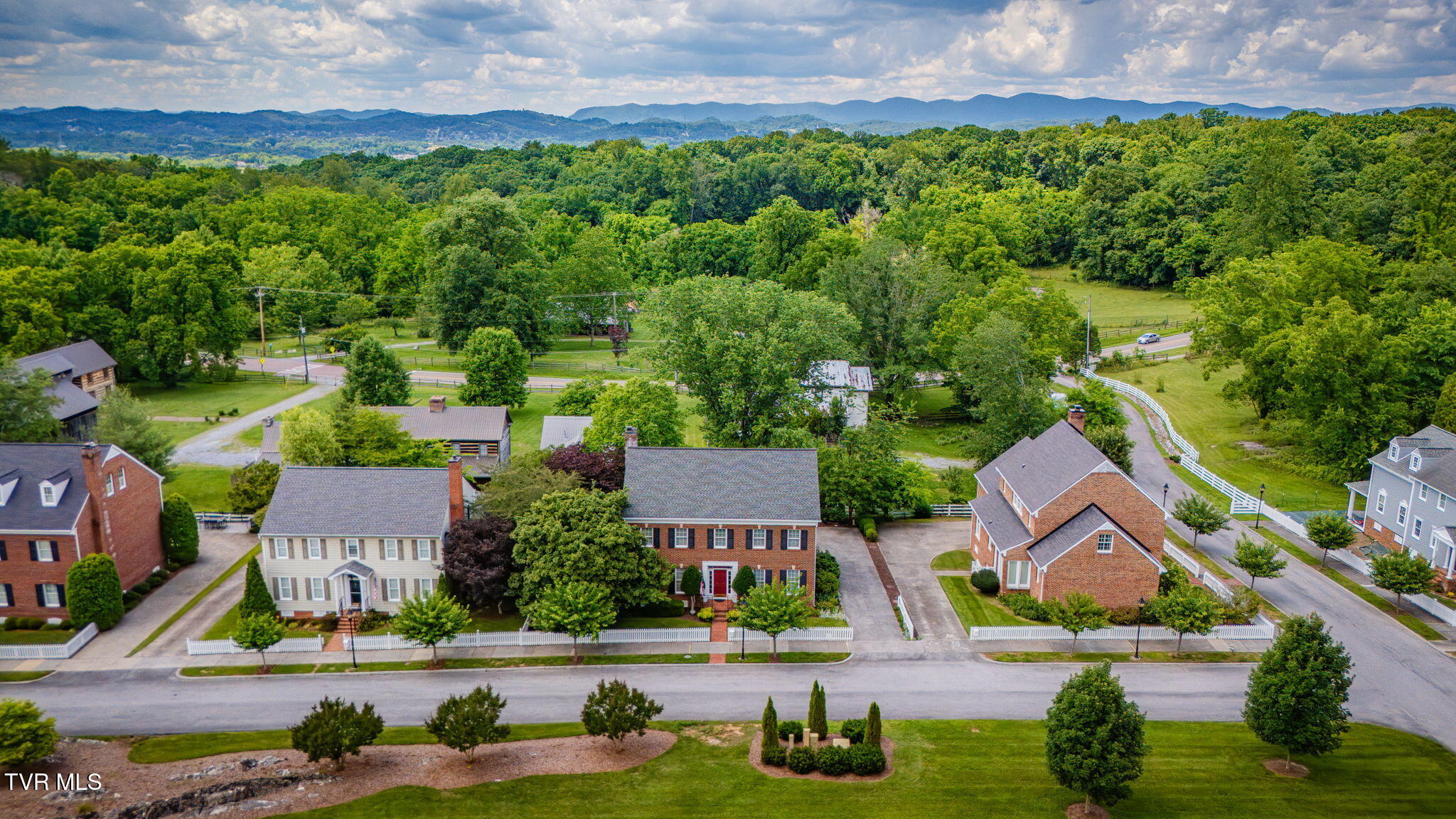 24 Pendleton Place Kingsport, TN 37664 - Photo 48 of 54 102