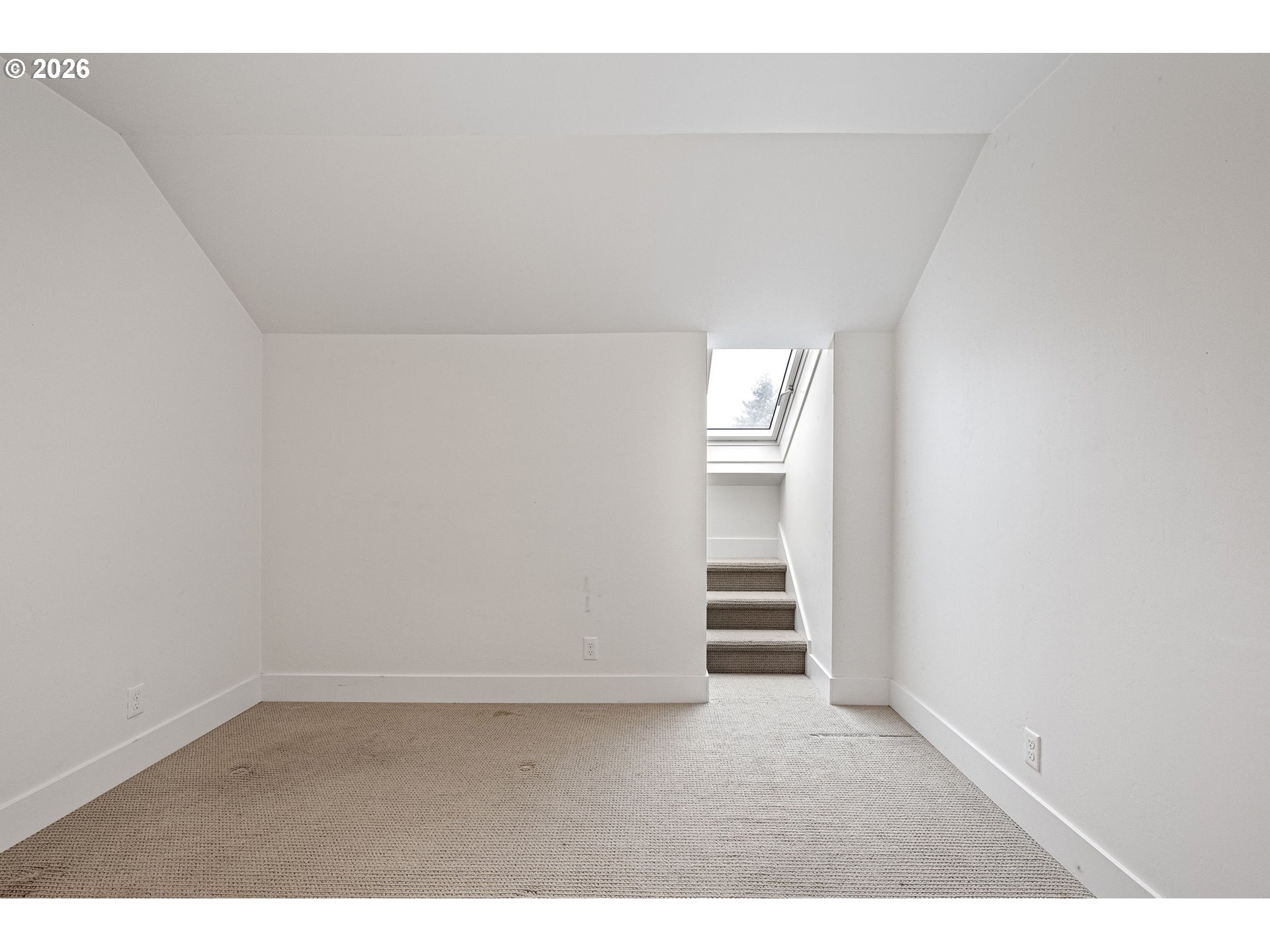 3340 Zane Lane Eugene, OR 97404 - Photo 33 of 37 a view of an empty room