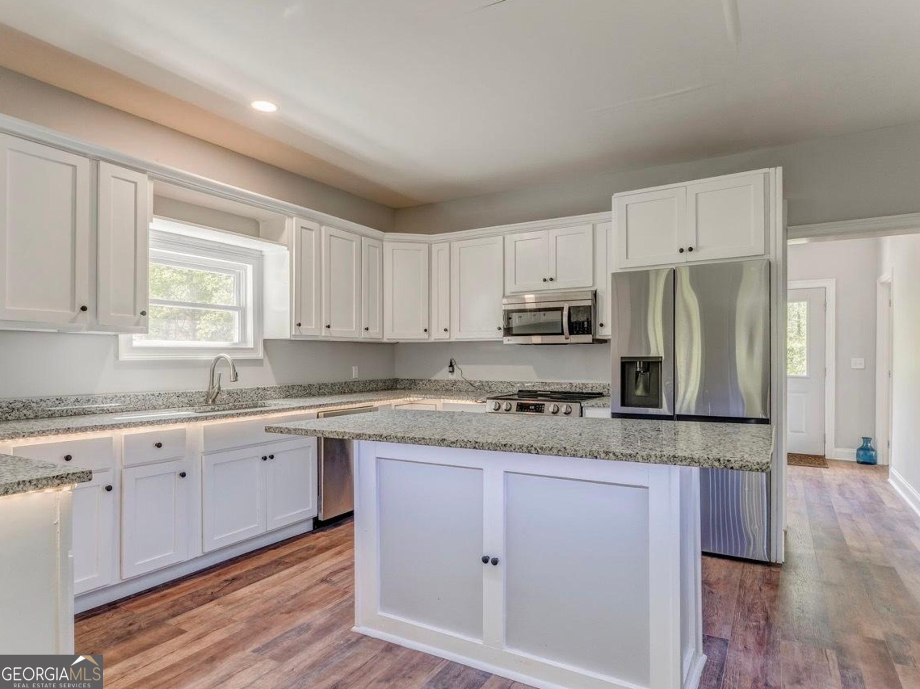 360 Ridge Street Trion, GA 30753 - Photo 5 of 17