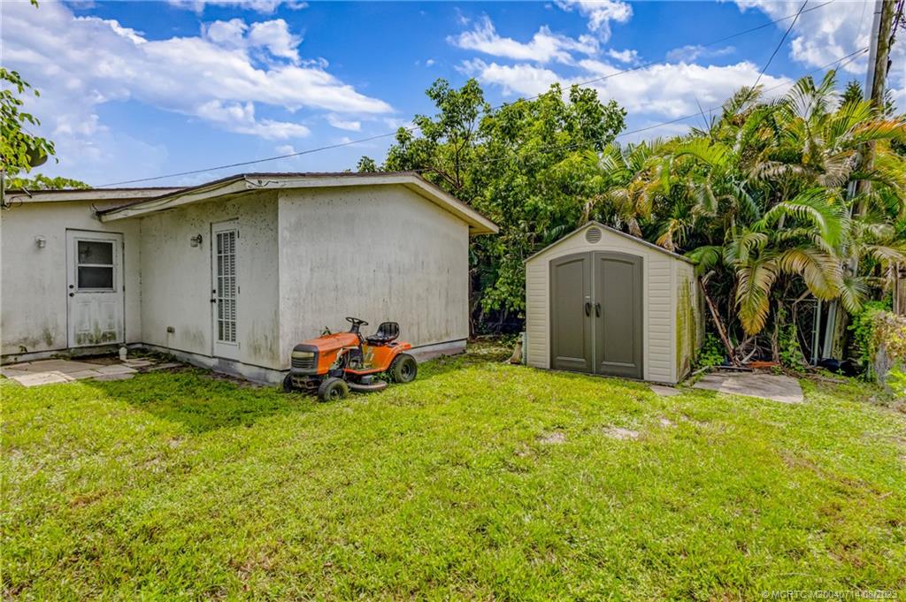 5893 Williamson Road Jupiter, FL 33458 - Photo 41 of 50