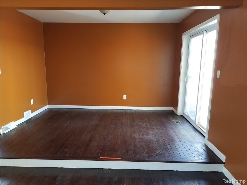21320 Andover Road Southfield, MI 48076 - Photo 6 of 28 20170311_105413.jpg