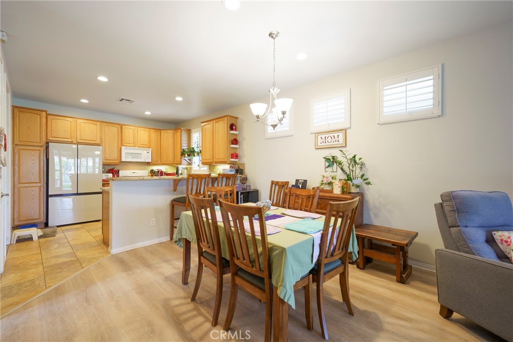 1168 Saguara Road Beaumont, CA 92223 - Photo 13 of 38