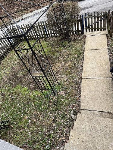 5437 Columbo Street Pittsburgh, PA 15206 - Photo 2 of 15