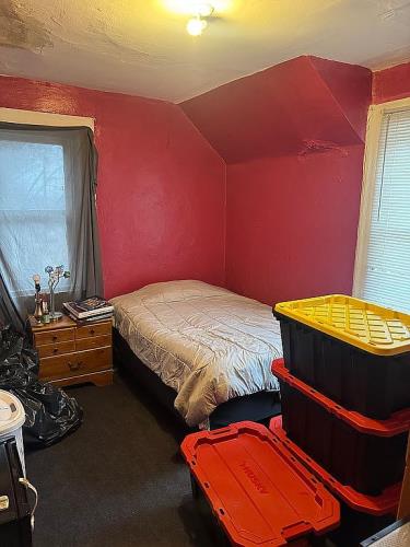 5437 Columbo Street Pittsburgh, PA 15206 - Photo 5 of 15