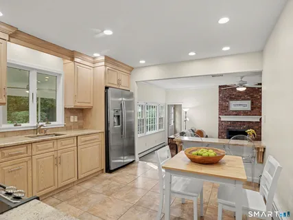 $1,100,000 | 1061 Galloping Hill Road, Fairfield, CT 06824