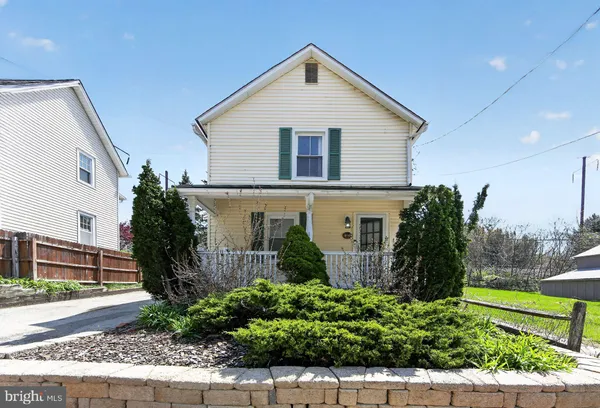 $520,000 | 22 West Broad Street, Malvern, PA 19355