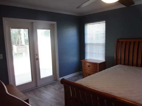 a view of walk in closet