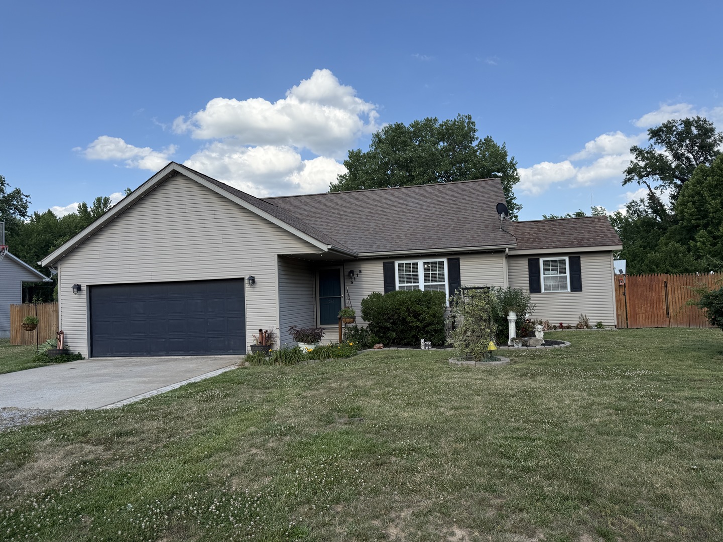 3112 Riviera Court Herrin, IL 62948 - Photo 1 of 28