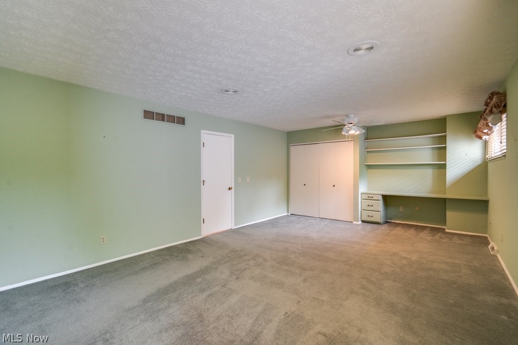3388 South Smith Road Fairlawn, OH 44333 - Photo 16 of 31 Very large 2nd bedroom