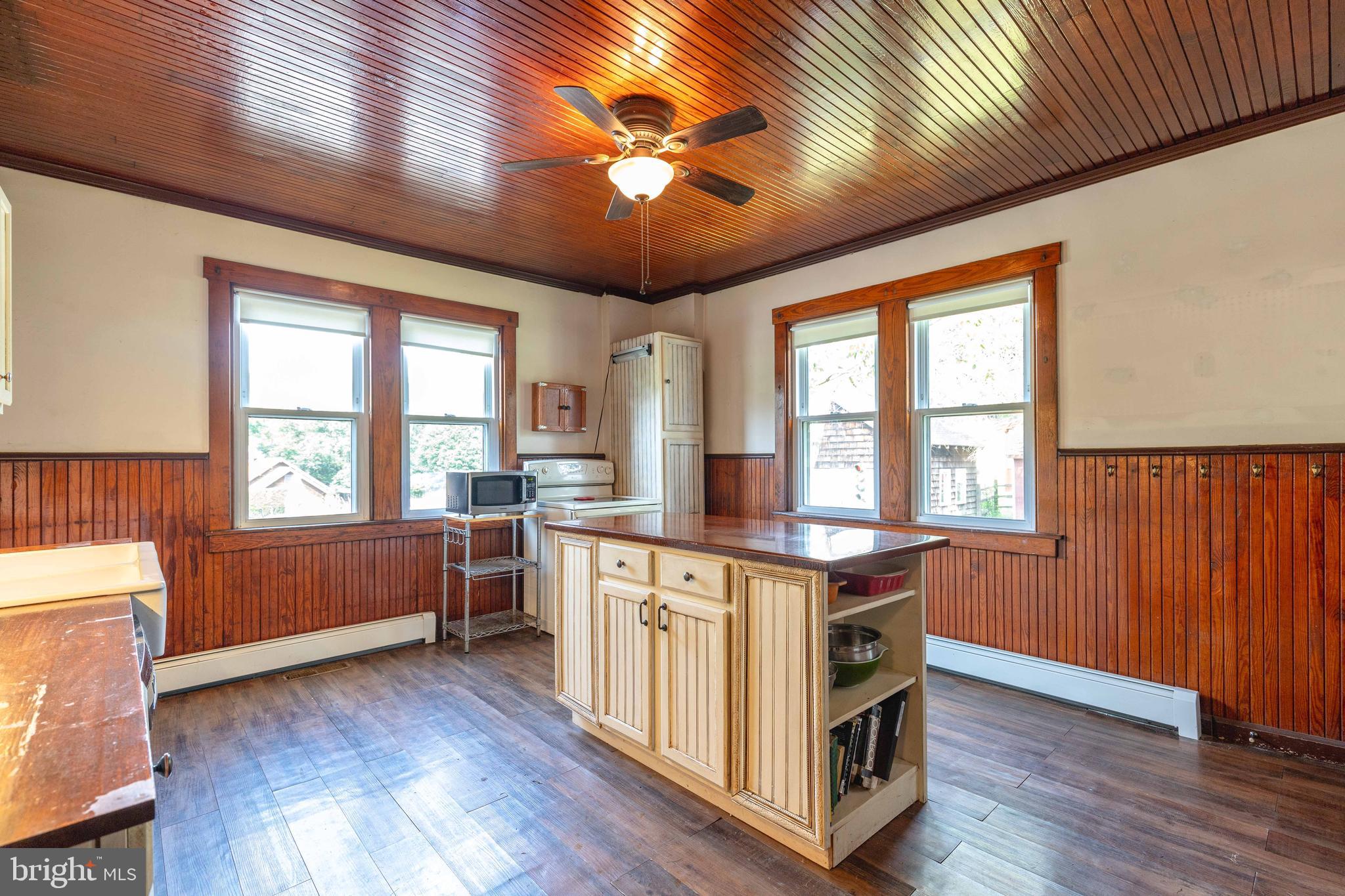 134 Lewis Road Reading, PA 19606 - Photo 12 of 37