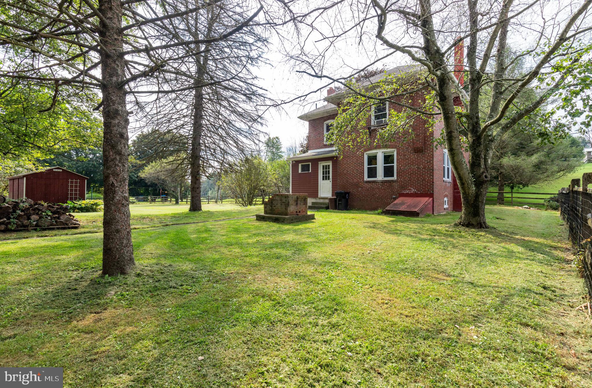 134 Lewis Road Reading, PA 19606 - Photo 32 of 37