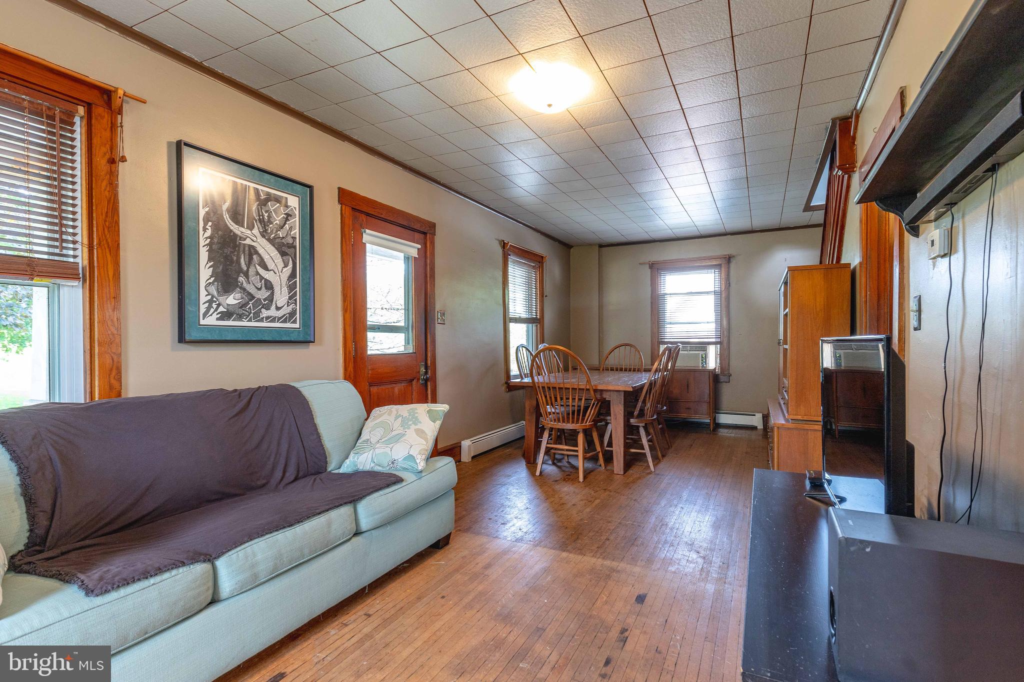 134 Lewis Road Reading, PA 19606 - Photo 6 of 37