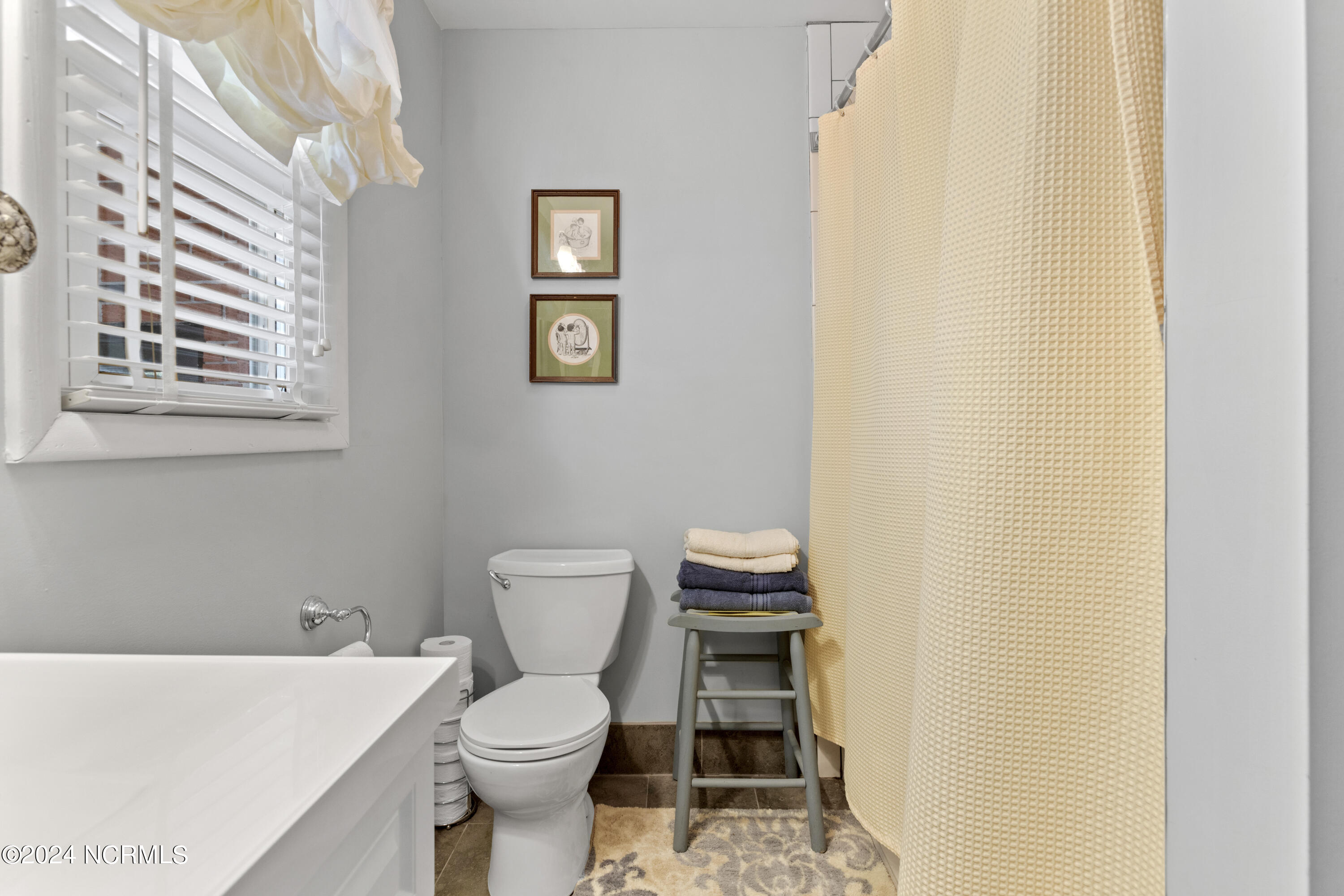 104 Sherrill Loop Road Sneads Ferry, NC 28460 - Photo 18 of 40 Master Bathroom