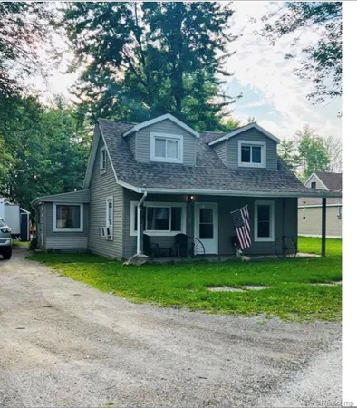 $150,000 | 3187 2nd Street, Emmett, MI 48022