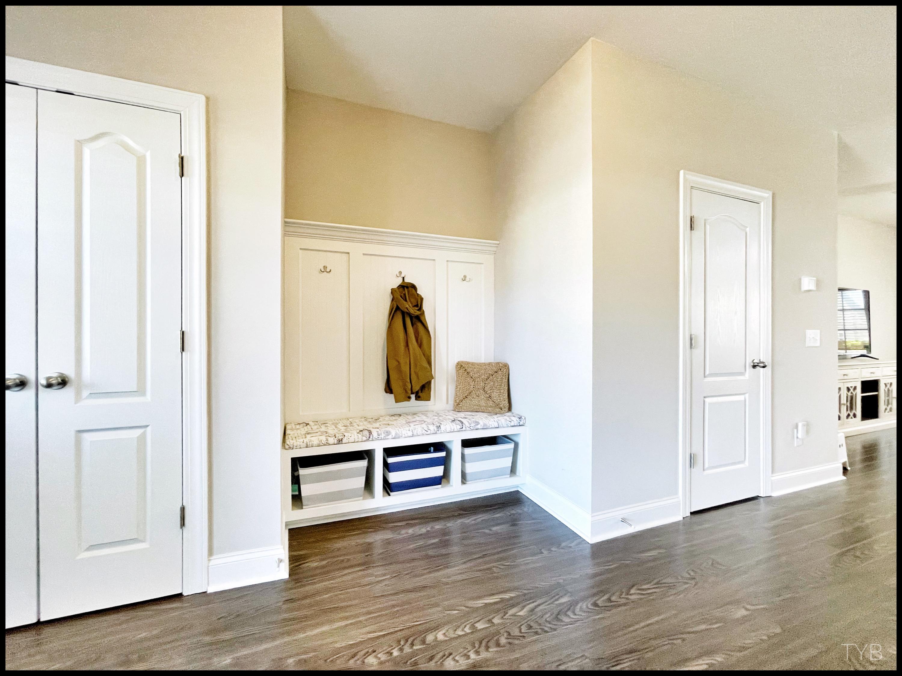 4145 Rigsby Lane Charleston, SC 29414 - Photo 4 of 23 Mud room style foyer