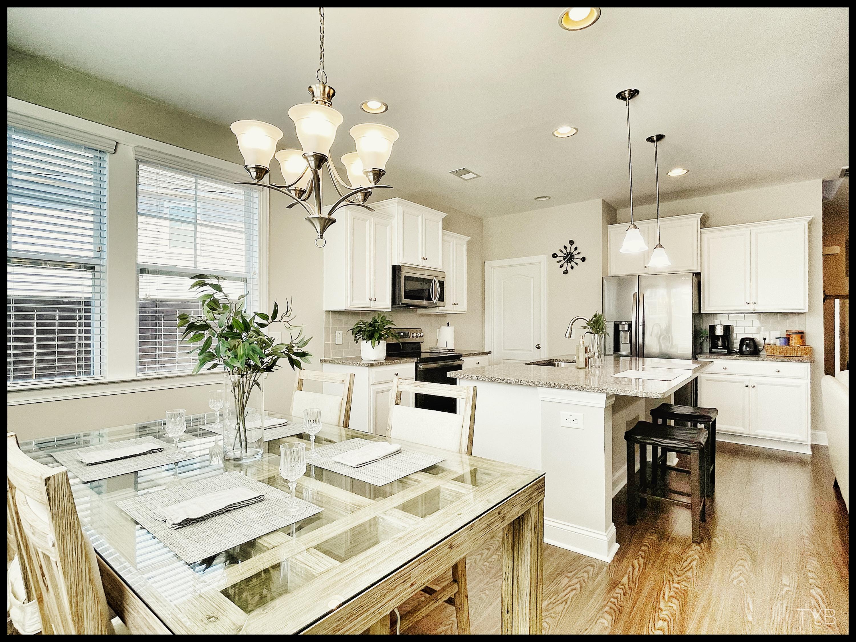 4145 Rigsby Lane Charleston, SC 29414 - Photo 8 of 23 Eat in kitchen and island