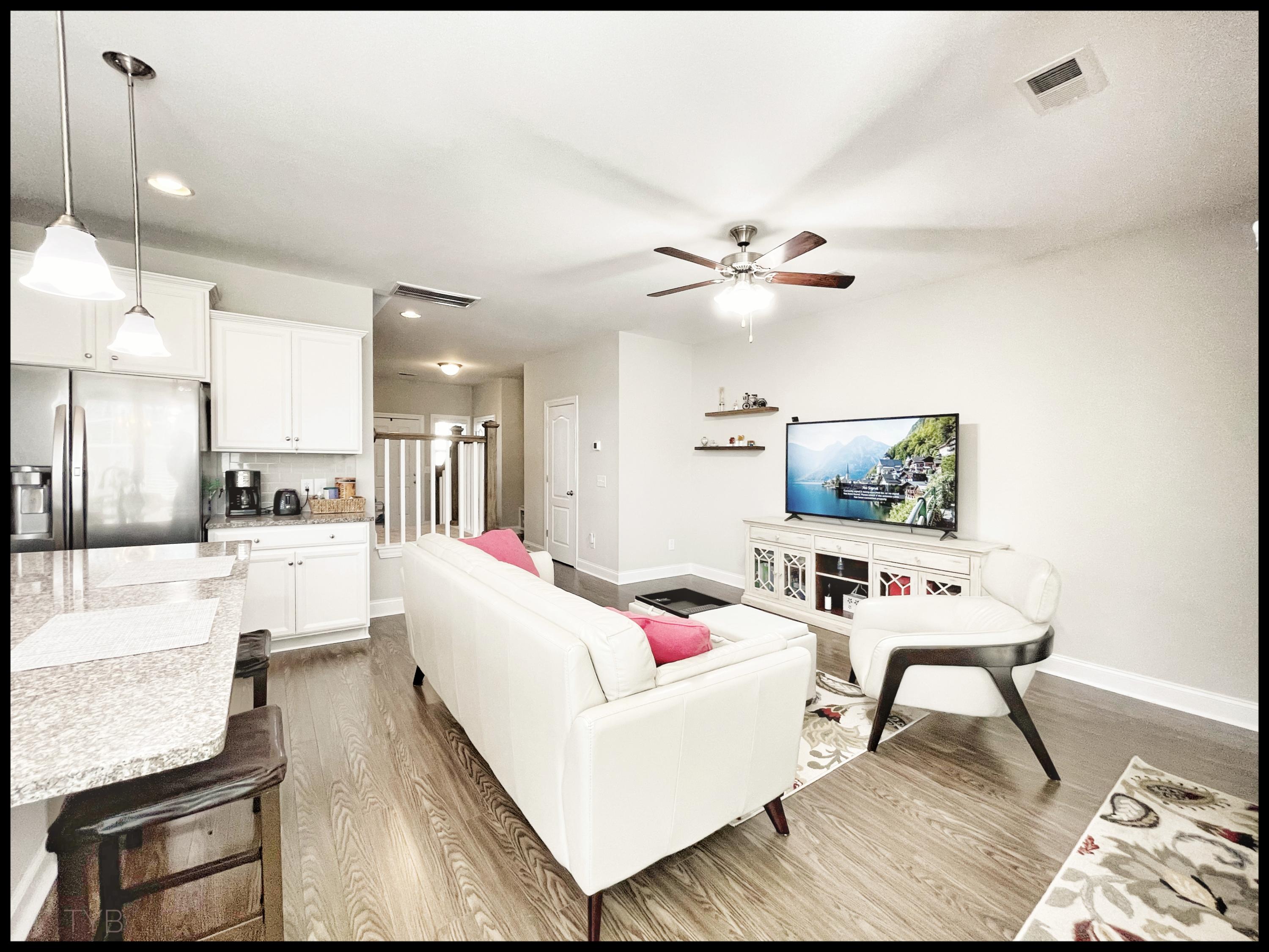 4145 Rigsby Lane Charleston, SC 29414 - Photo 9 of 23 Living room