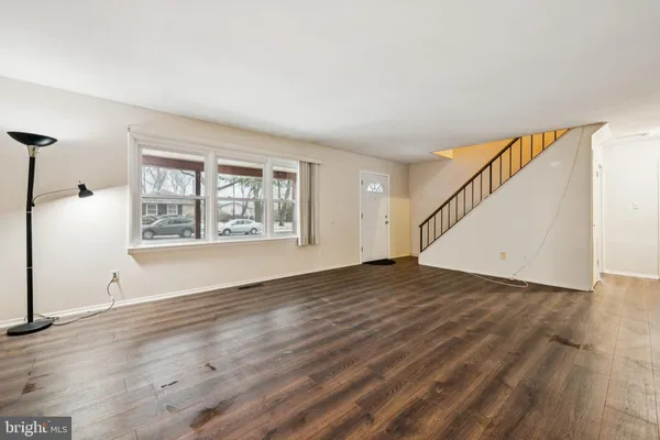 $275,000 | 21 Glenview Lane, Willingboro, NJ 08046