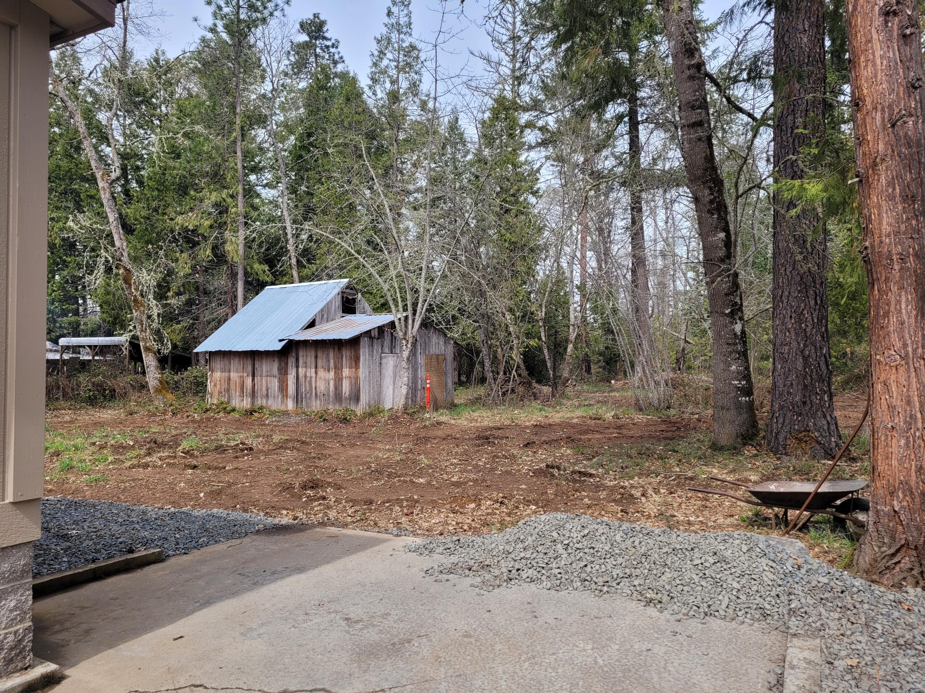 5212 Holland Loop Road Cave Junction, OR 97523 - Photo 22 of 27 20220320_130243