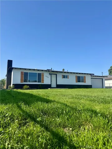 $749,900 | 3841 West 113th Street, Inglewood, CA 90303