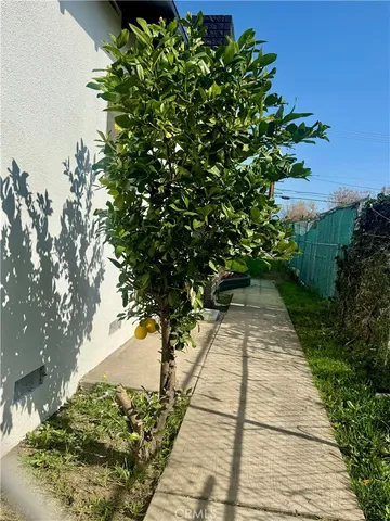 $749,900 | 3841 West 113th Street, Inglewood, CA 90303