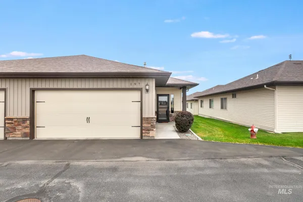 $349,900 | 197 Vermont Avenue, Twin Falls, ID 83301
