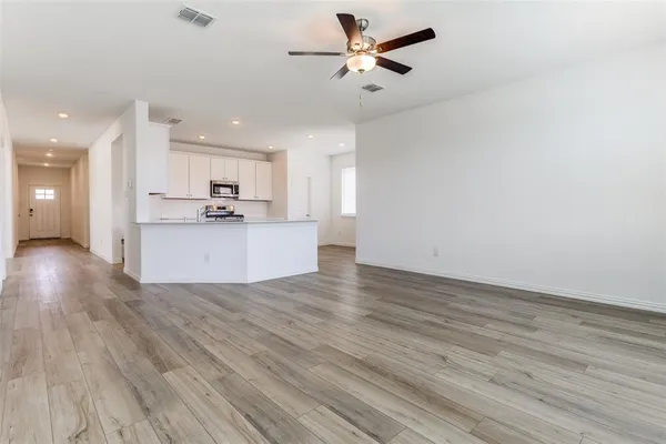 $2,350 | 1213 Blue Spring Drive, Anna, TX 75409
