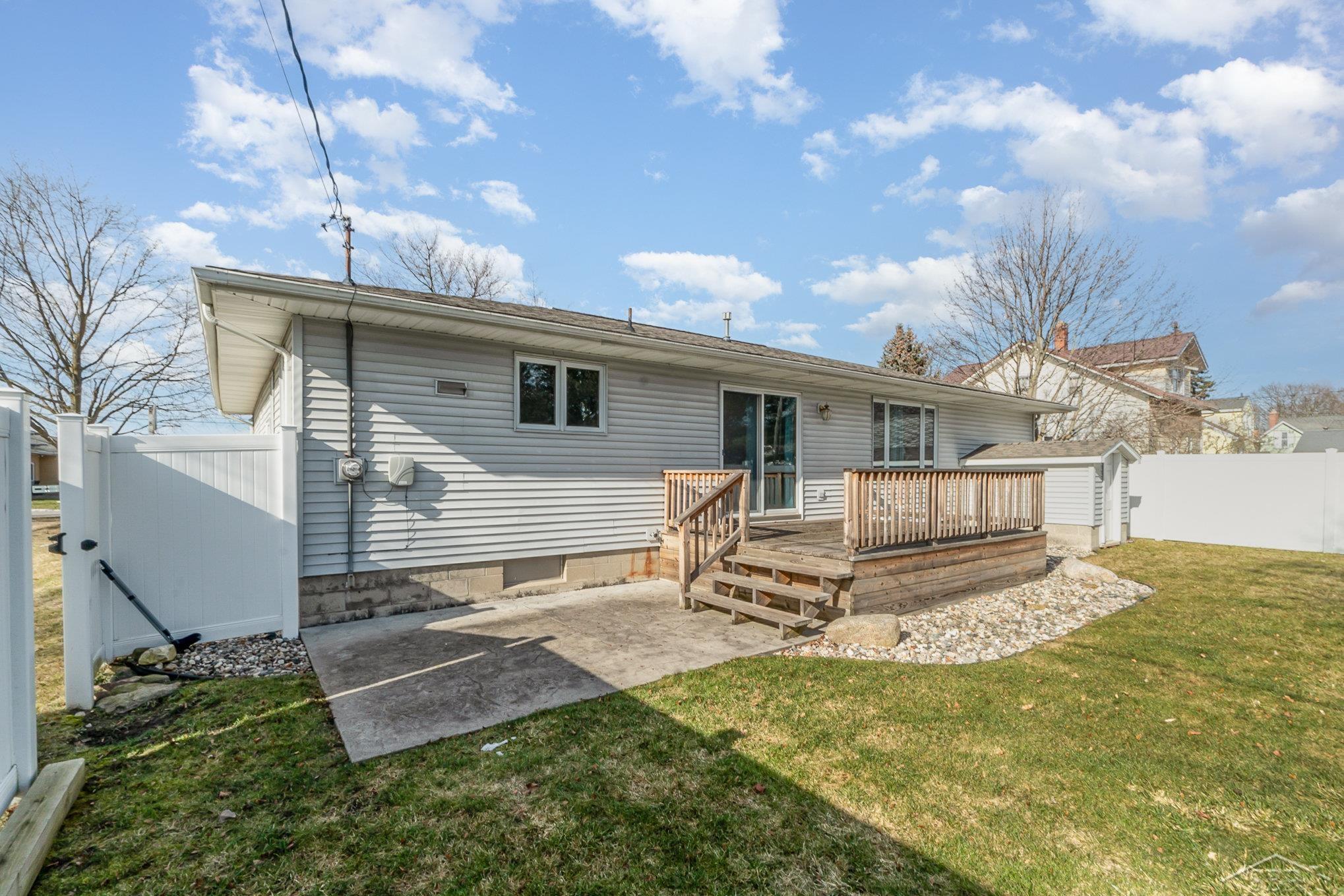 39 Auch Street Sebewaing, MI 48759 - Photo 25 of 27 50135501-8be085ad-4881-4703-8e2a-bd25abdfbcb8.JPG