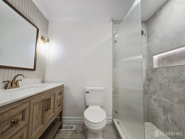 $569,900 | 28 Rothwell Drive, Monroe Township, NJ 08831