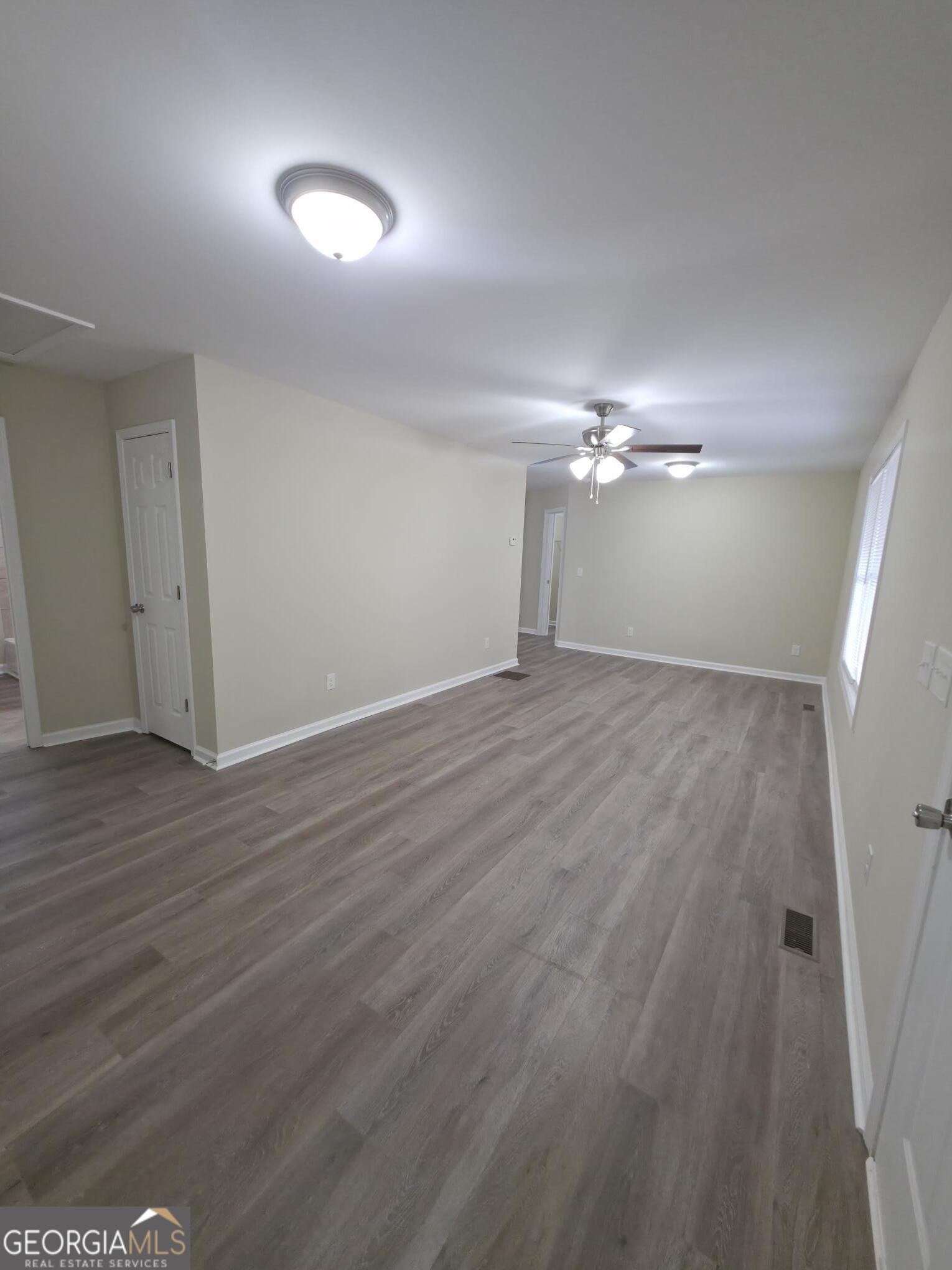 108 Swann Court Jefferson, GA 30549 - Photo 2 of 25