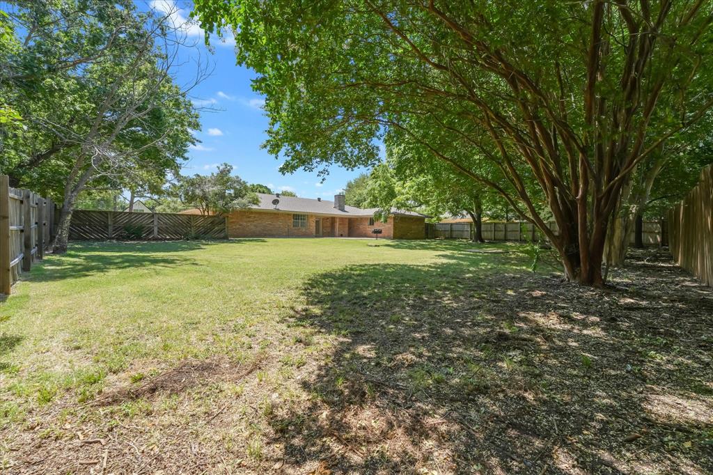 718 Ridgecrest Circle Denton, TX 76205 - Photo 25 of 30