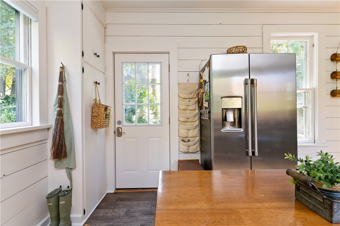 5758 West Henrietta Road Henrietta, NY 14586 - Photo 5 of 42 back entrance into kitchen