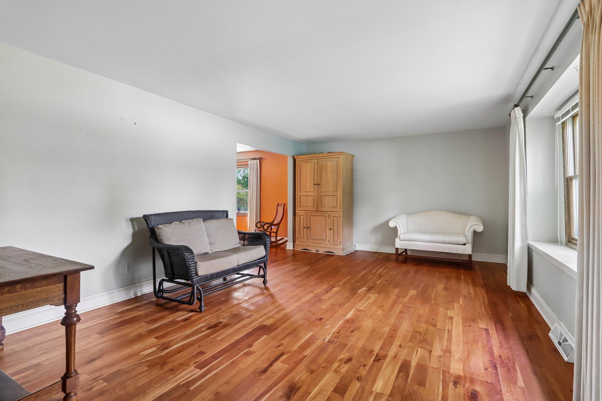 7400 North Pierron Road Glendale, WI 53209 - Photo 9 of 49 living rm