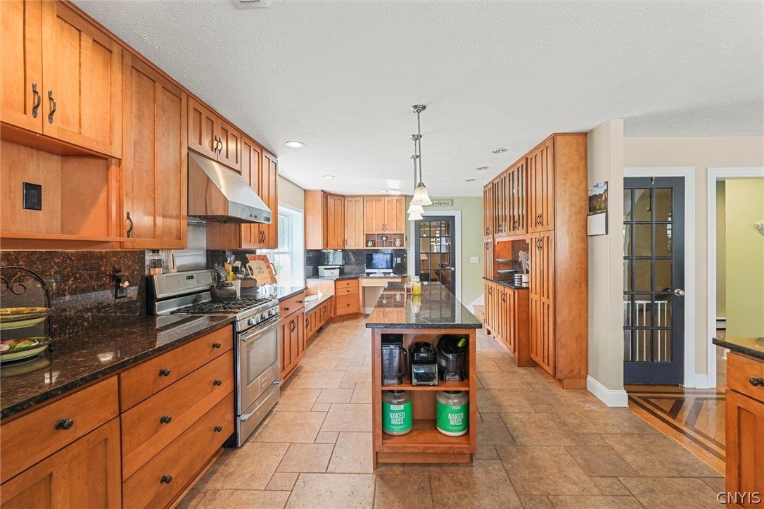 9 Forester Road Clay, NY 13090 - Photo 13 of 50 Gallery Image 13