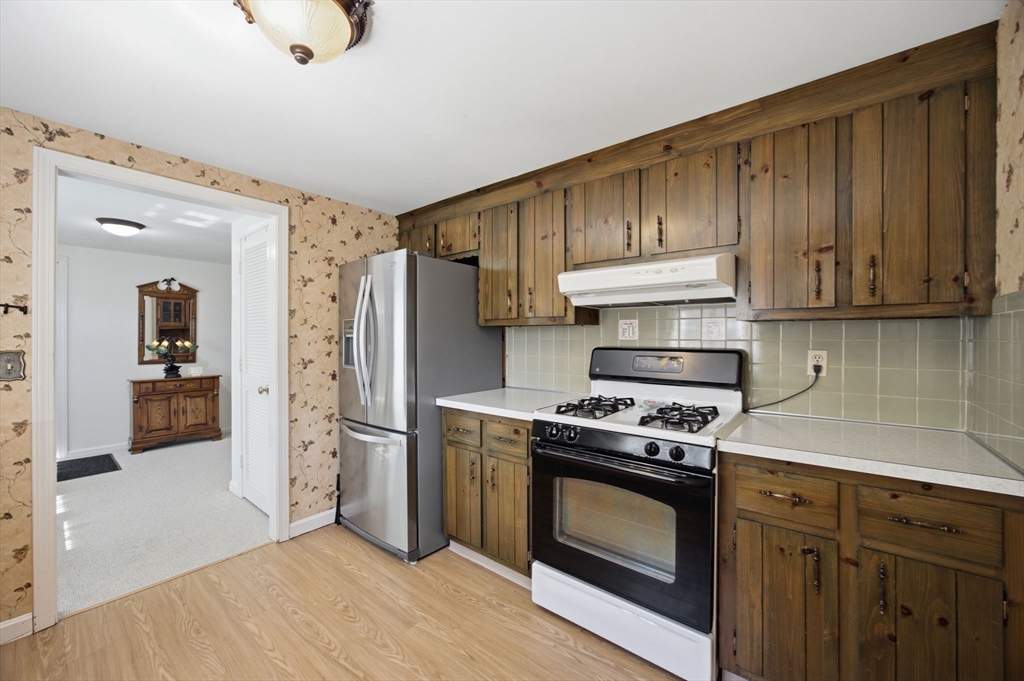 179 Sheaffer Road Barnstable, MA 02632 - Photo 16 of 33