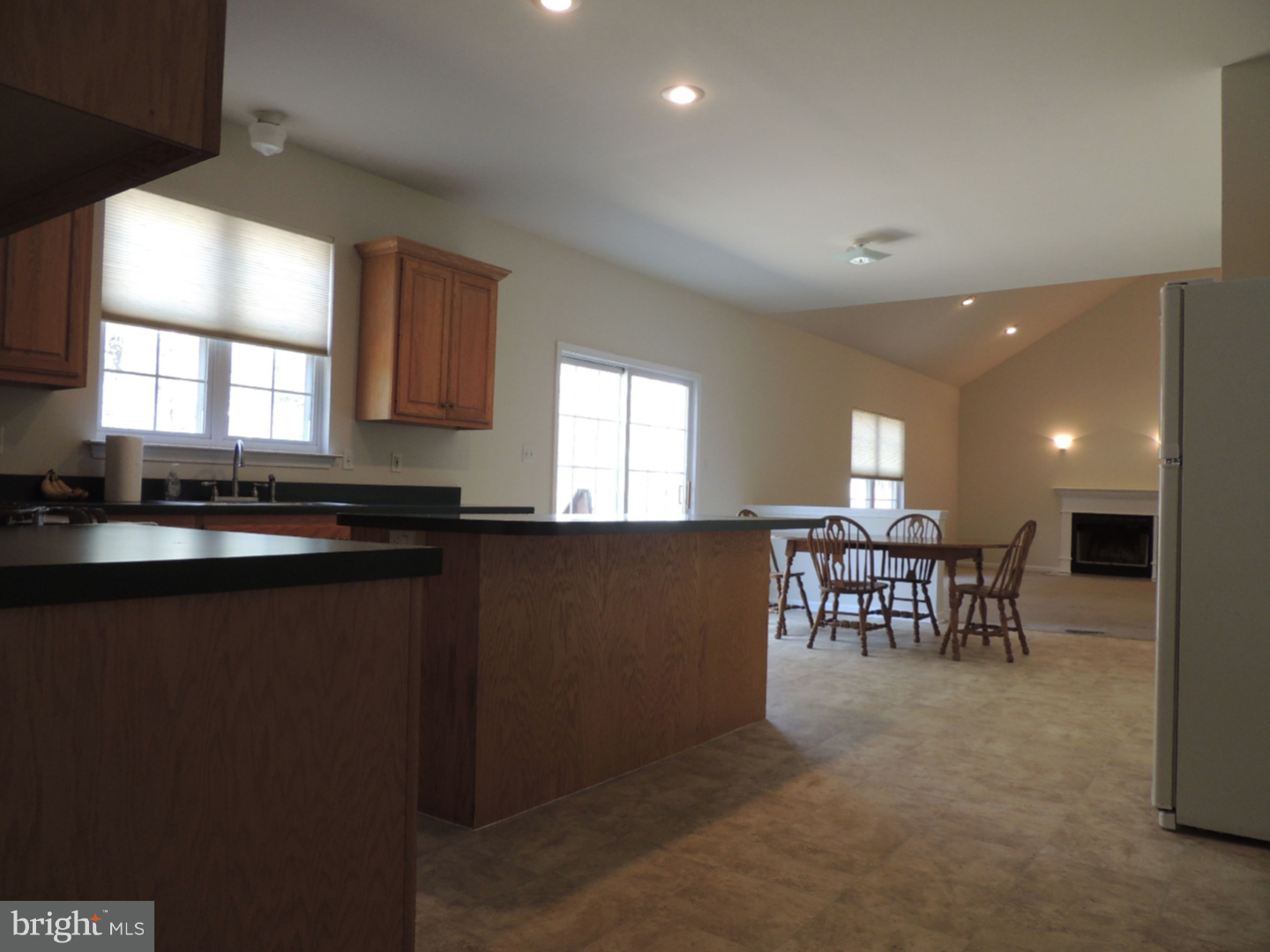 5 Streeker Road Wrightstown, NJ 08562 - Photo 2 of 11 Gallery Image 2