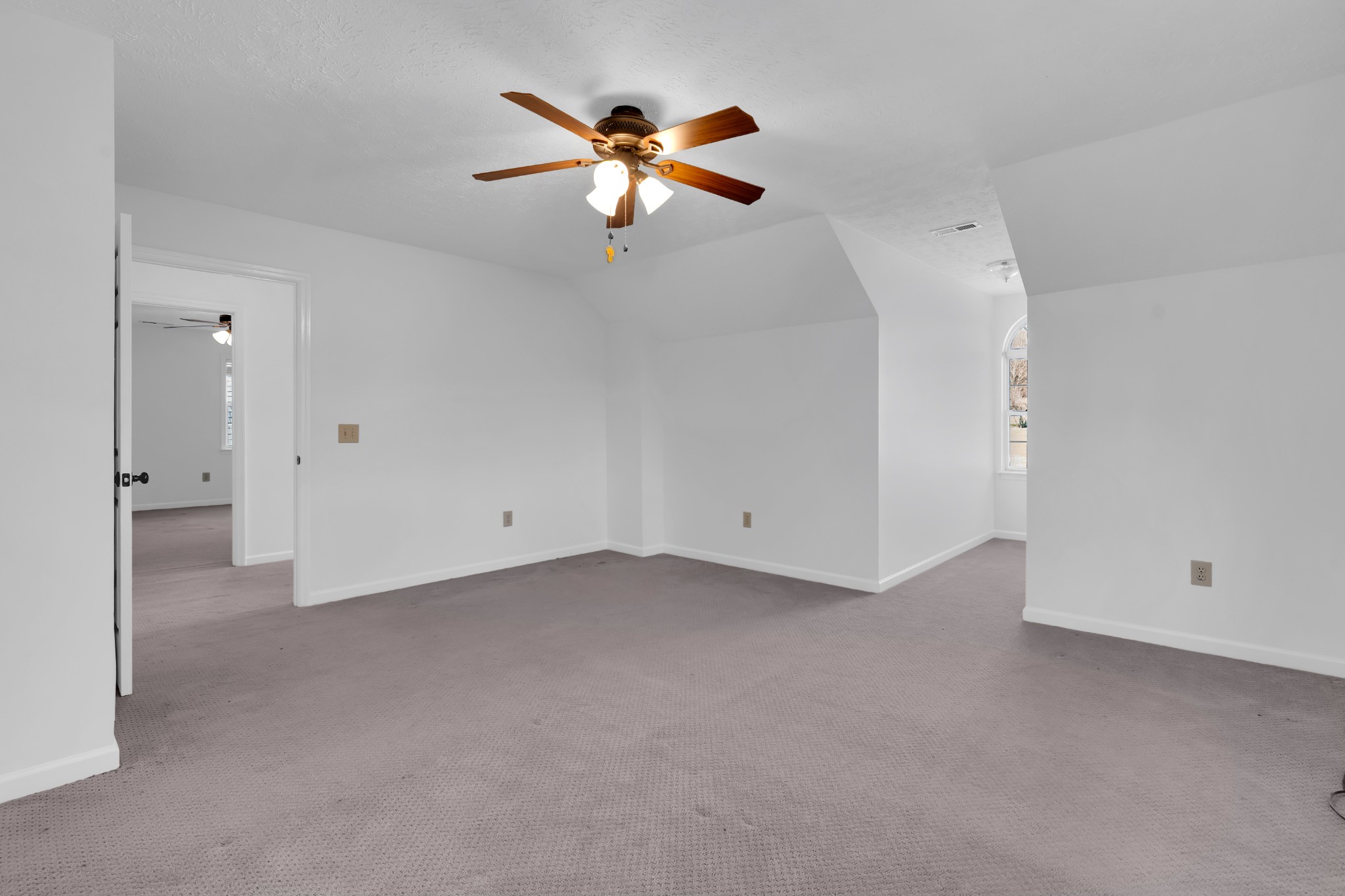 113 Matt Drive Bell Buckle, TN 37020 - Photo 26 of 34 an empty room with closet and windows