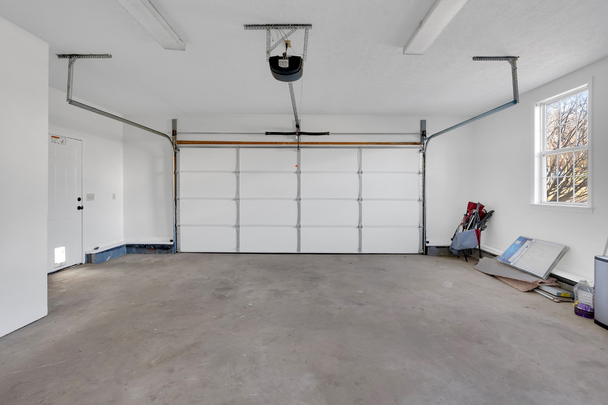 113 Matt Drive Bell Buckle, TN 37020 - Photo 28 of 34 a view of a room with toys and closet