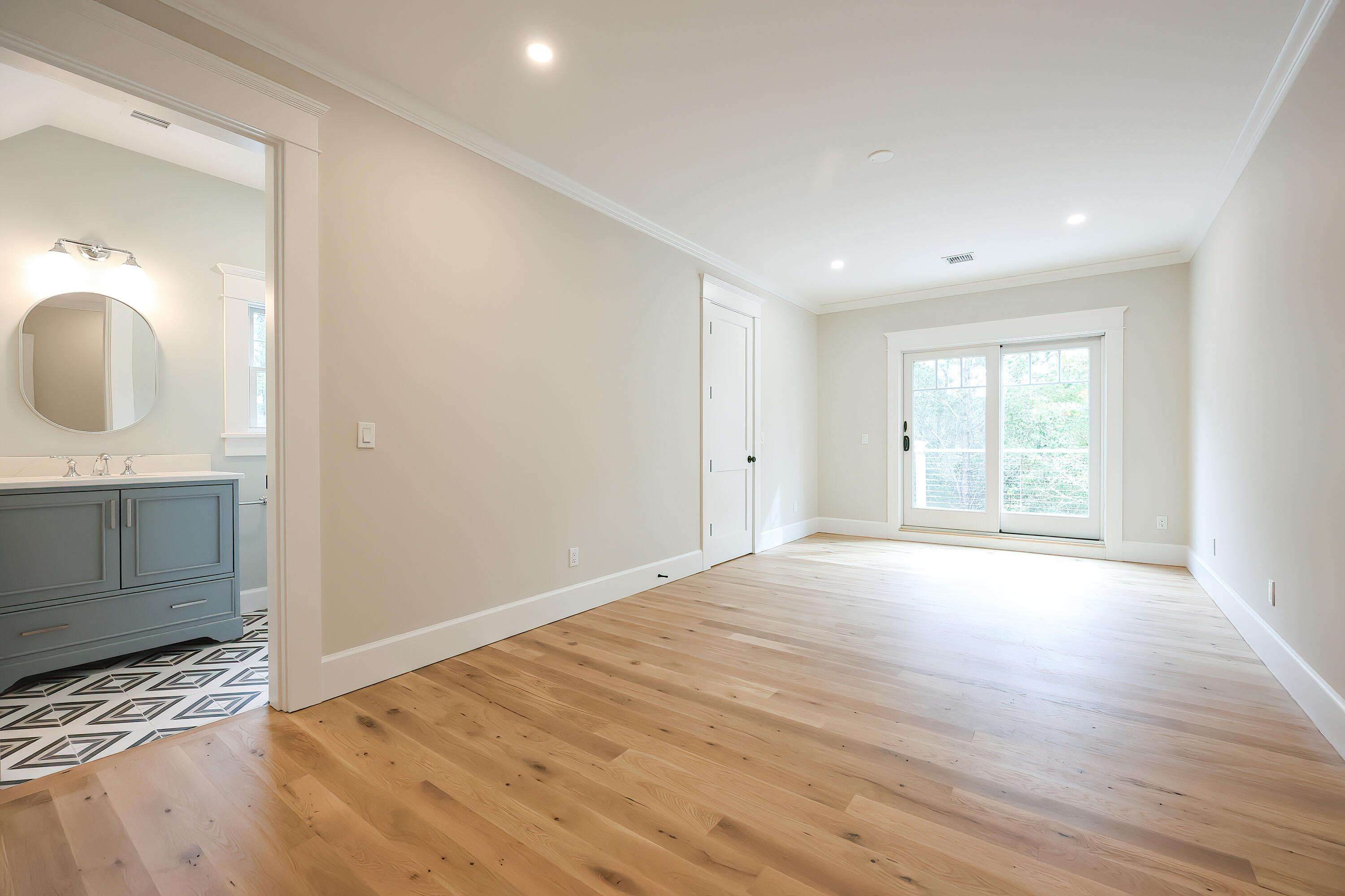 28 Quaker Run Road Mashpee, MA 02649 - Photo 25 of 49 Bedroom