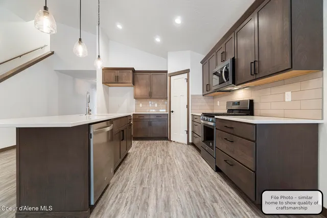 $756,900 | 8930 West Swather Avenue, Rathdrum, ID 83858