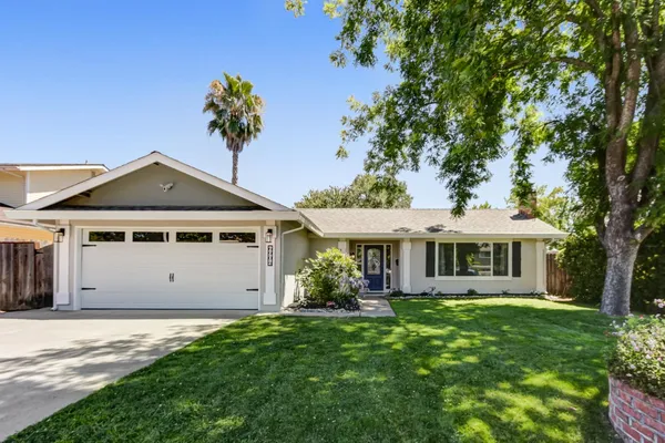 $575,000 | 6904 Somerville Way, Fair Oaks, CA 95628