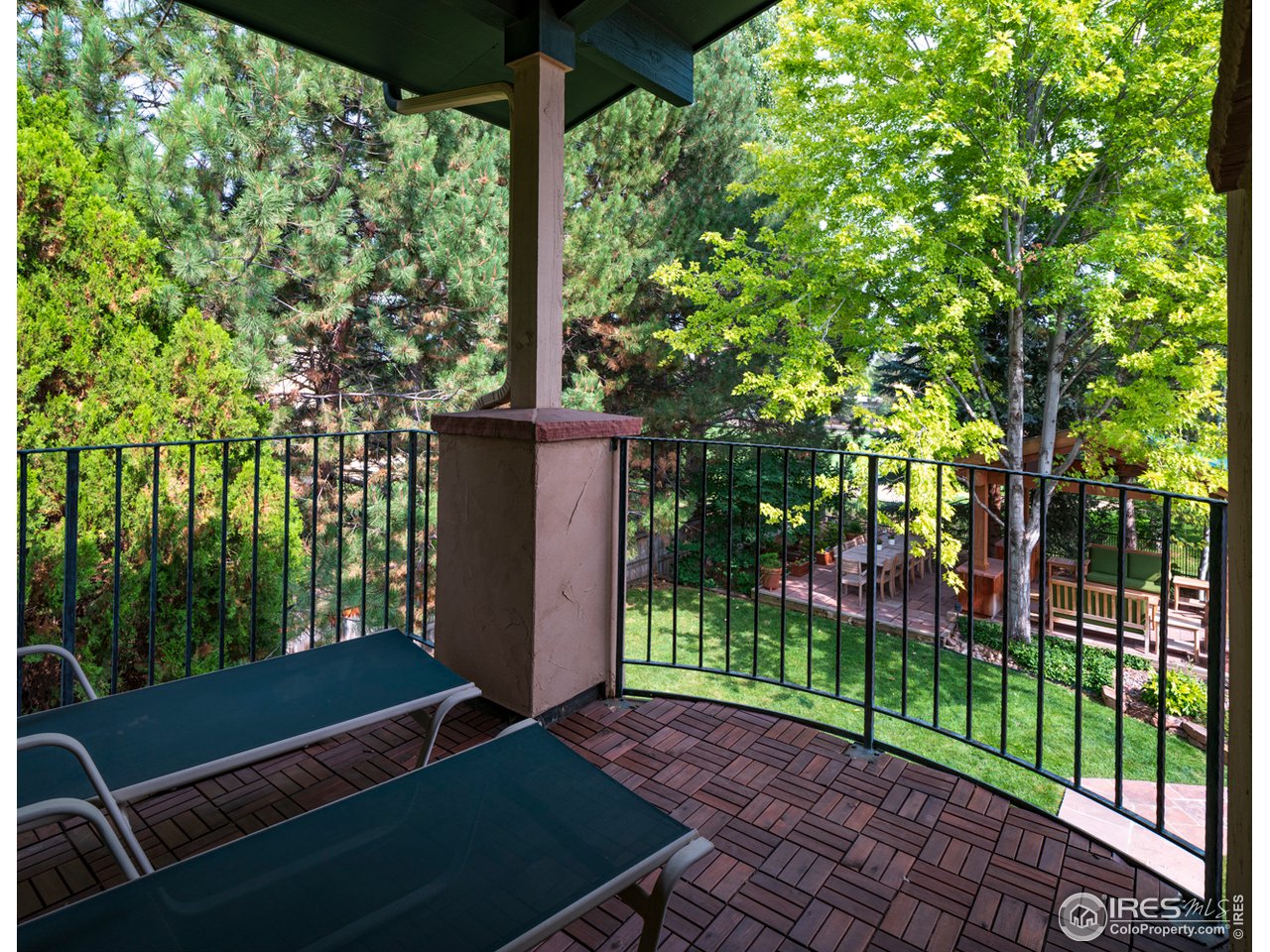 7088 Indian Peaks Trail Boulder, CO 80301 - Photo 21 of 40 Upper master covered porch